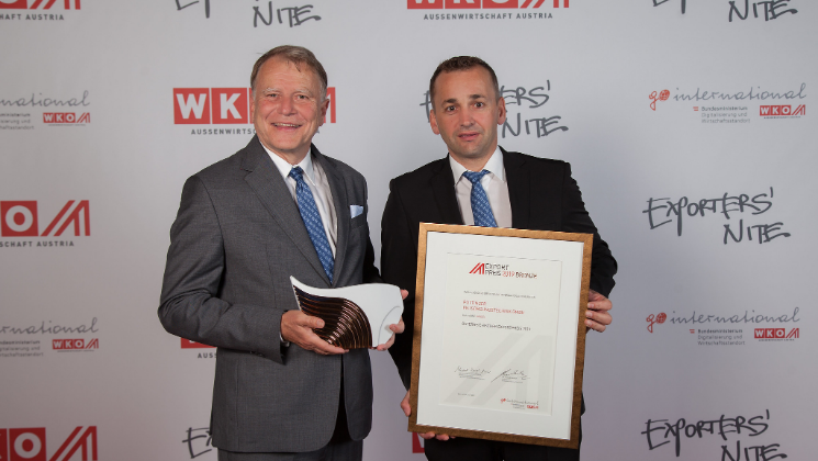 Pöttinger Entsorgungstechnik gewinnt Exportpreis